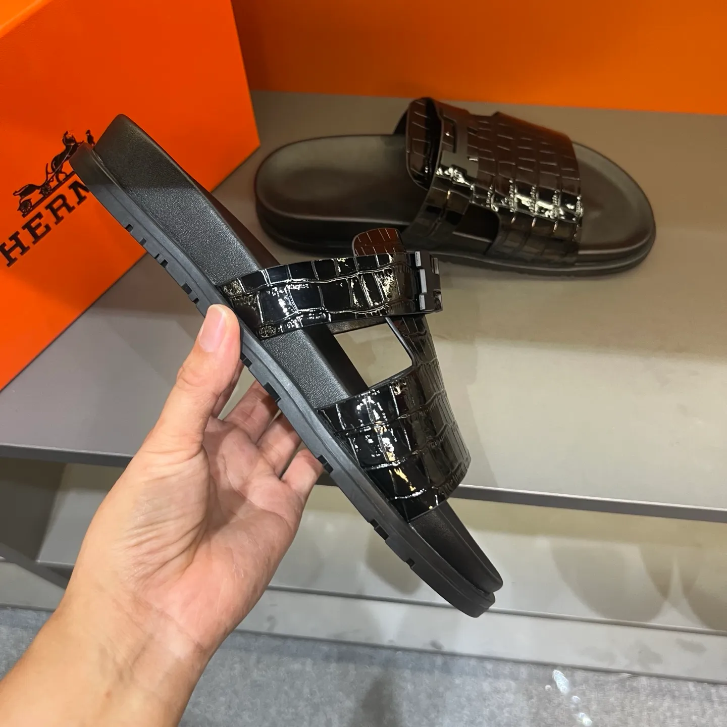 Men's shoes 💰300, size 38-45, the new 2014 summer Hermes shoes are the same as the original ones, handmade by masters! ❥High-end customization, exclusive products, the highest version in the industry⚠❥Using: Hermers upper: (pursuing top walking comfort) ✨Top quality on sale━━━━Hermes━━━━━